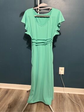 Flutter-Sleeve Maxi Dress in Mint
